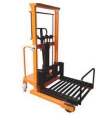 Hydraulic roller stacker