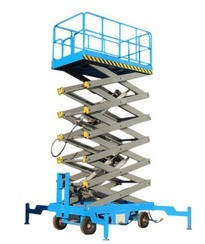 High rise scissor lift table